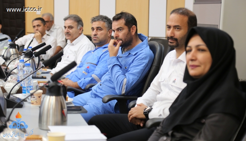 نشست مشاوره کاهش استرس شغلی + مدیران و روسا + هفته سلامت + دکتر گران پی 8