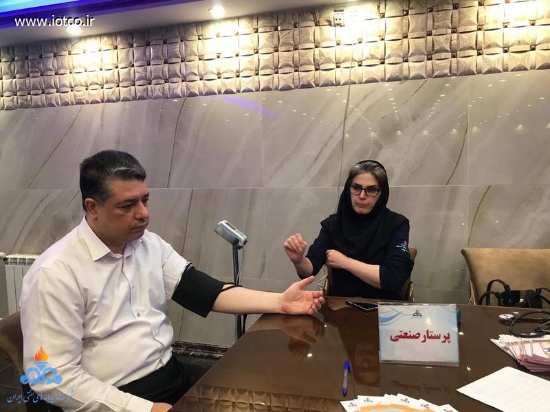 استقرار میز خدمت بیمارستان صنعت نفت تهران + ستاد شرکت پایانه‌های نفتی ایران + هفته سلامت 2