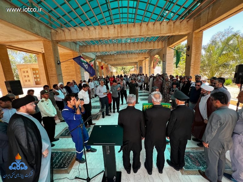 کاروان خدام حرم مطهر رضوی و پرچم متبرک بارگاه ملکوتی امام رضا+ دهه کرامت 1