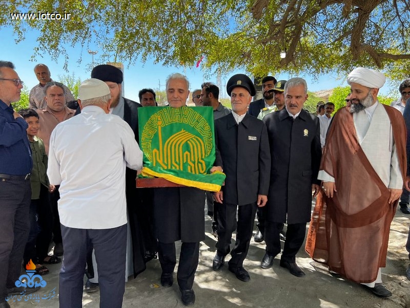 کاروان خدام حرم مطهر رضوی و پرچم متبرک بارگاه ملکوتی امام رضا+ دهه کرامت 17