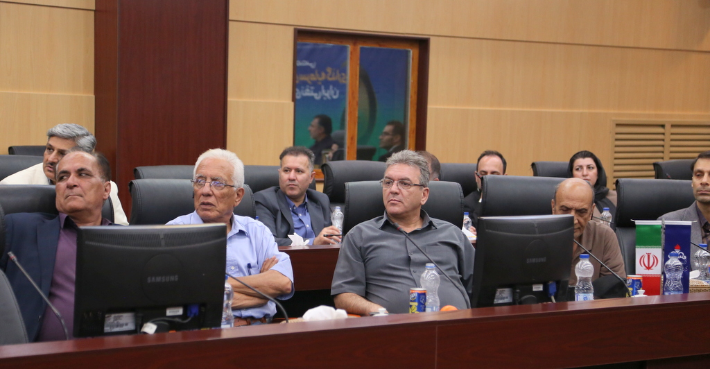 نشست معرفی فرصت‌های سرمایه‌گذاری پایانه‌های نفتی ایران 32