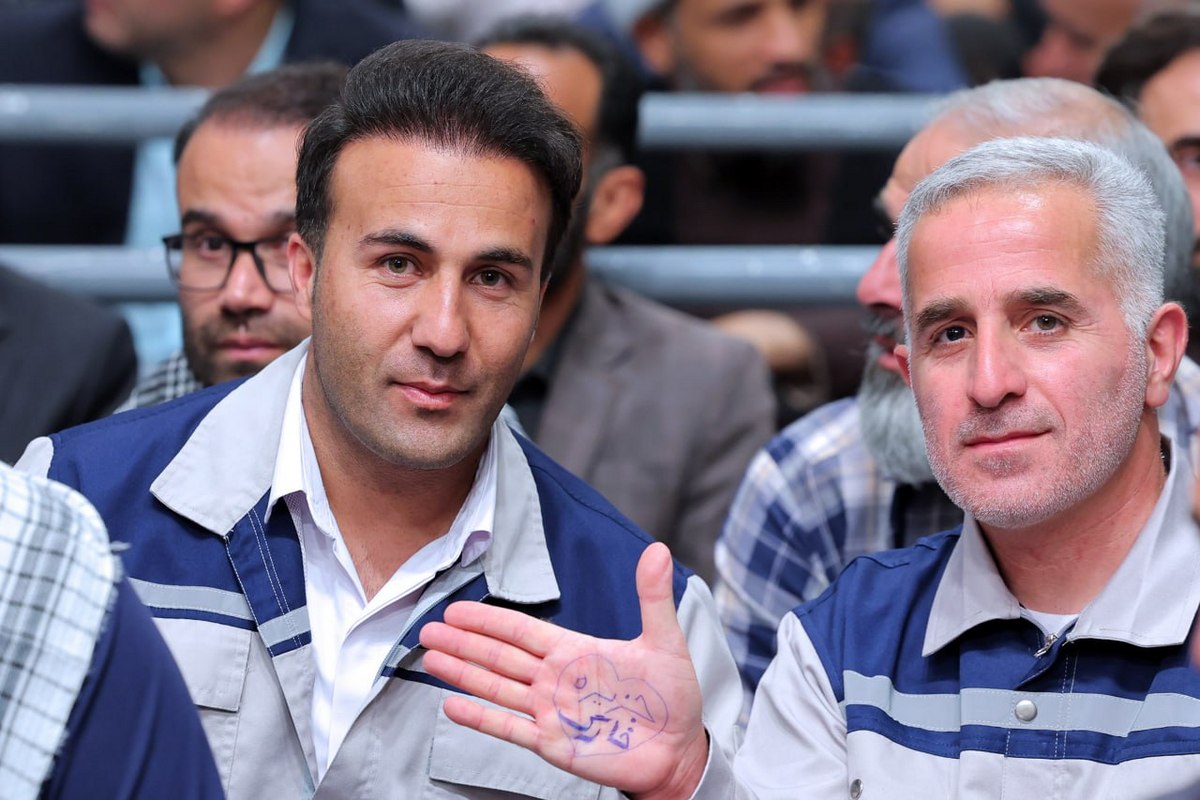 دیدار کارگران سراسر کشور با رهبر معظم انقلاب اسلامی 3