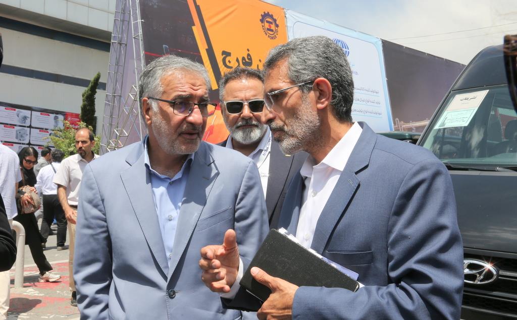 سومین روز از بیست و نهمین نمایشگاه نفت 32