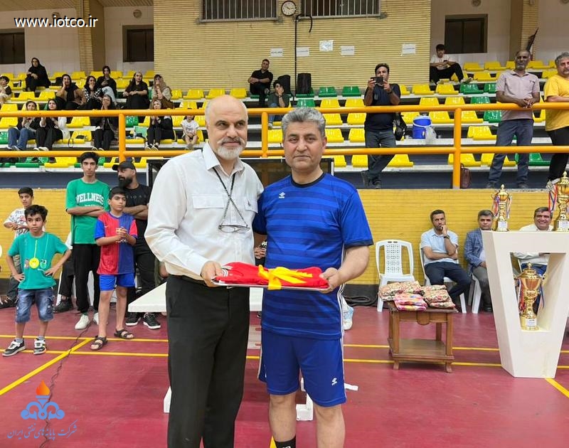 مسابقات والیبال چهار جانبه خارگ 16