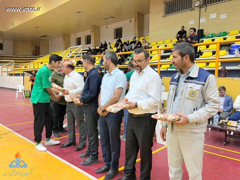 مسابقات والیبال چهار جانبه خارگ 17