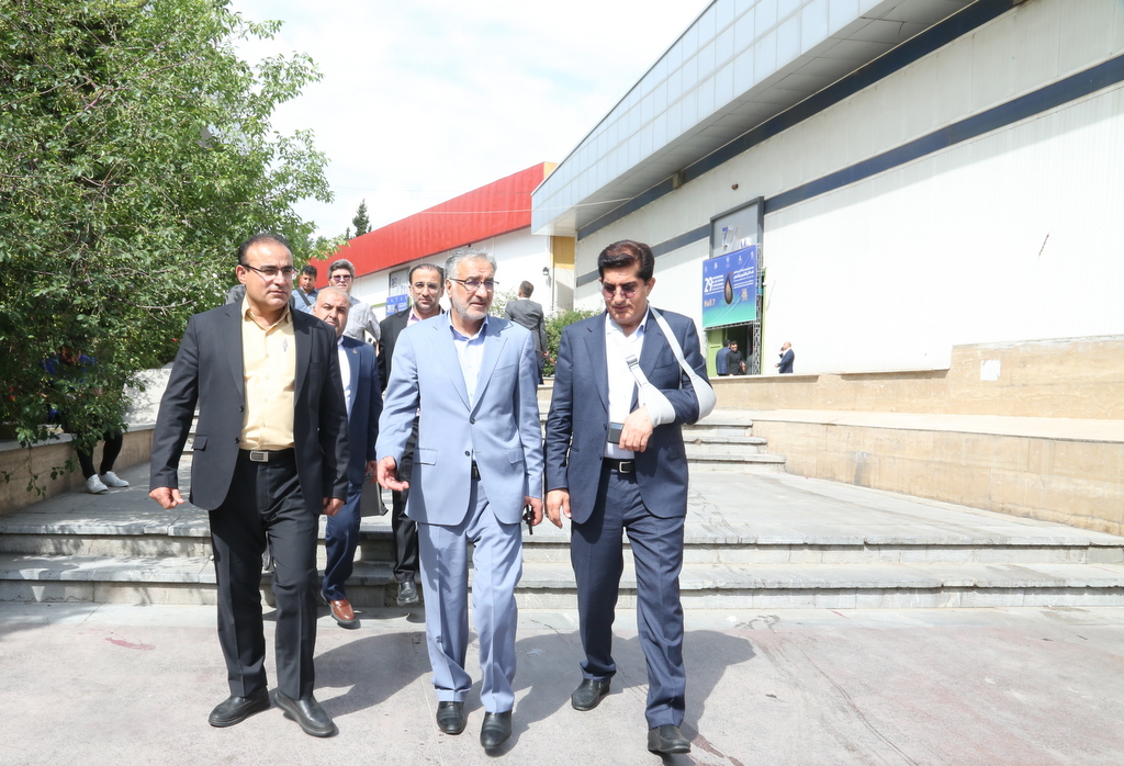 پیمان انتظام+ مدیر مهندسی و ساختمان شرکت پایانه‌های نفتی ایران+ تشریح محورهای اصلی بازدید از بیست‌ونهمین نمایشگاه بین‌المللی نفت، گاز و پتروشیمی تهران 1