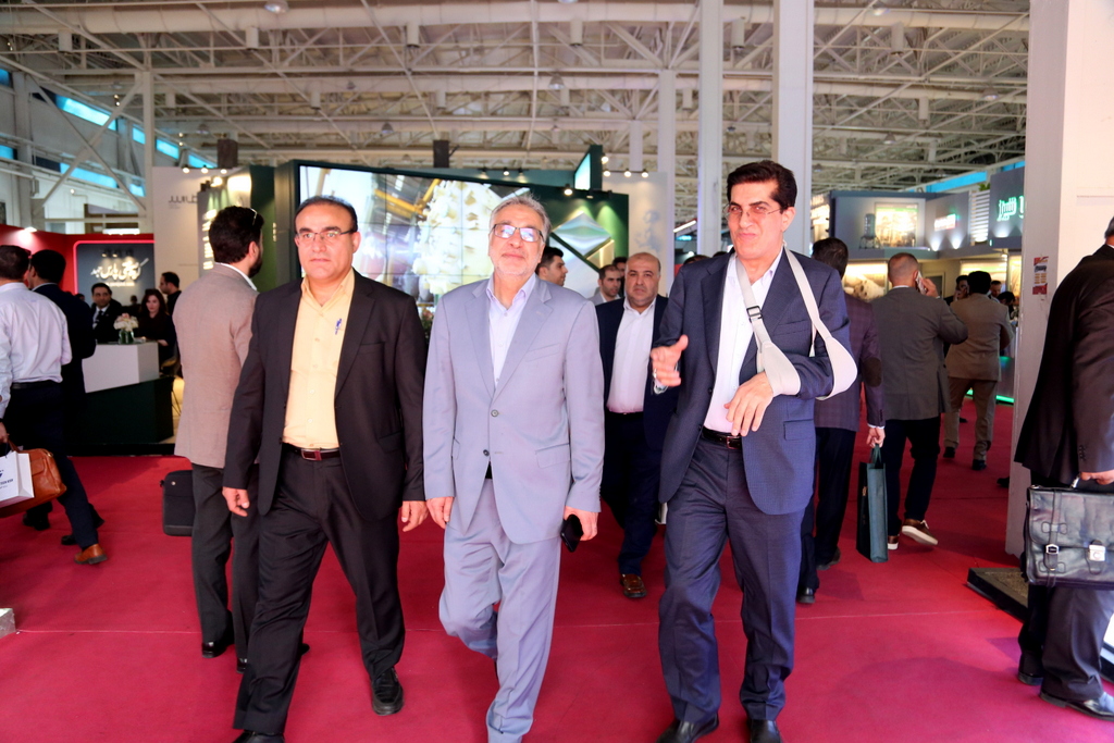 پیمان انتظام+ مدیر مهندسی و ساختمان شرکت پایانه‌های نفتی ایران+ تشریح محورهای اصلی بازدید از بیست‌ونهمین نمایشگاه بین‌المللی نفت، گاز و پتروشیمی تهران 3