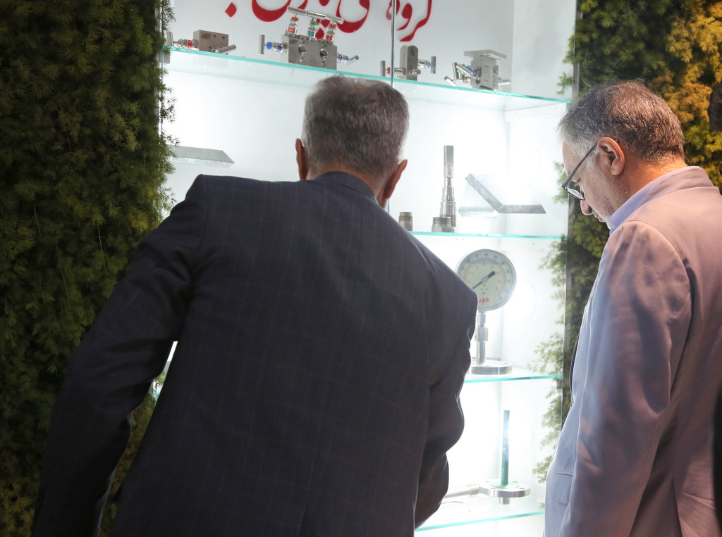 پیمان انتظام+ مدیر مهندسی و ساختمان شرکت پایانه‌های نفتی ایران+ تشریح محورهای اصلی بازدید از بیست‌ونهمین نمایشگاه بین‌المللی نفت، گاز و پتروشیمی تهران 12