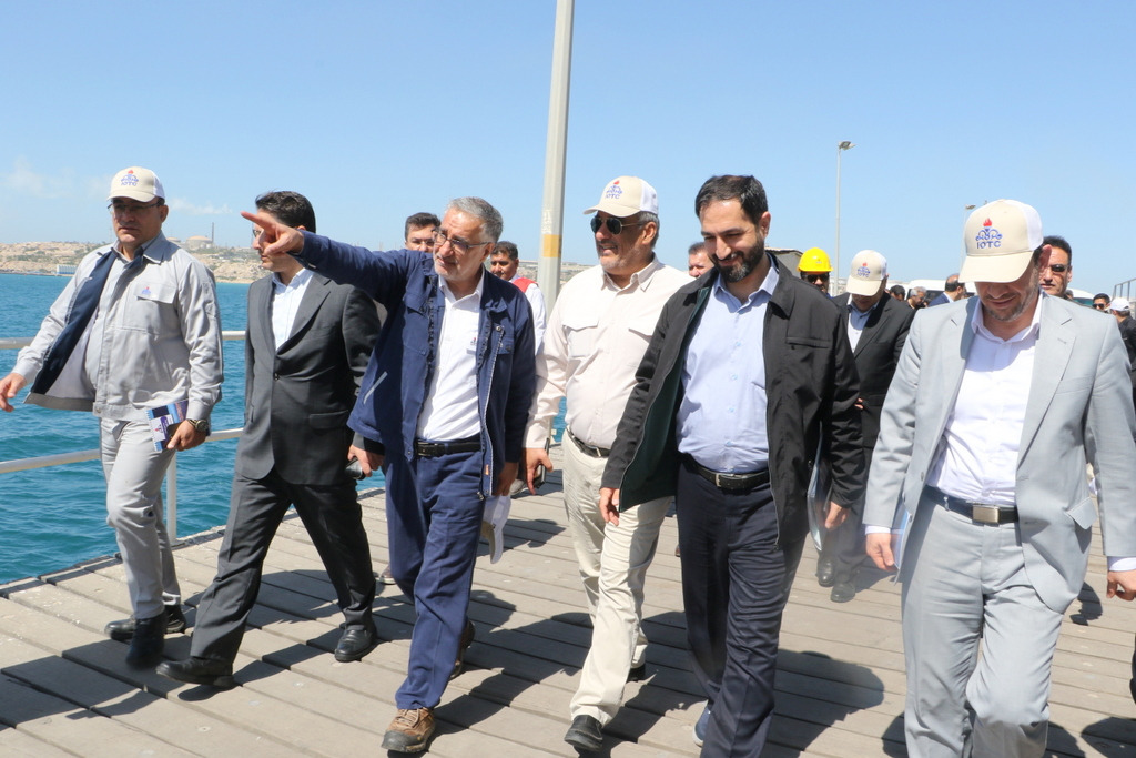 حضور میدانی مدیرعامل شرکت ملی نفت ایران در قلب عملیات صادرات نفت کشور