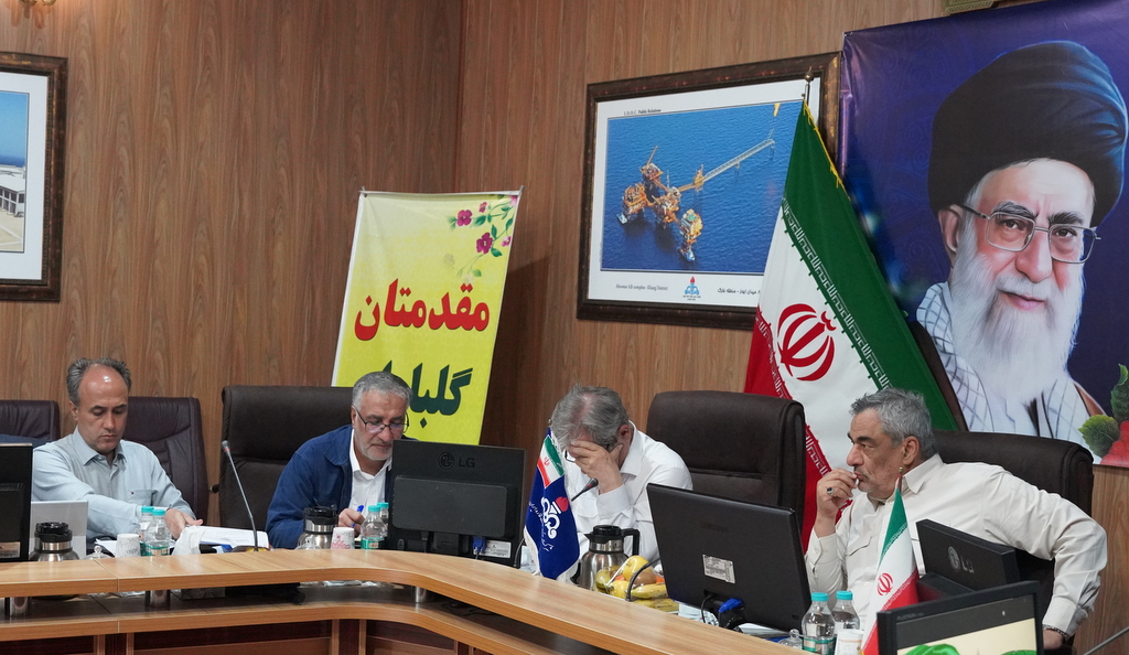 نشست تخصصی بررسی چالش‌های عملیاتی و زیرساختی پایانه‌های نفتی+ بورد + اسدروز 6