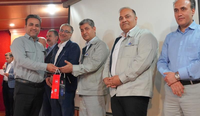 کارگر نمونه