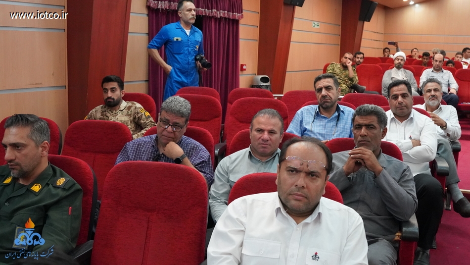 گرامیداشت سالروز آزادسازی خرمشهر +پایانه نفتی خارگ 16