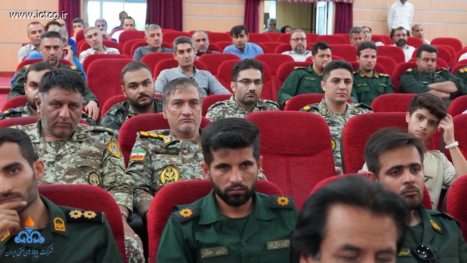 گرامیداشت سالروز آزادسازی خرمشهر +پایانه نفتی خارگ 32