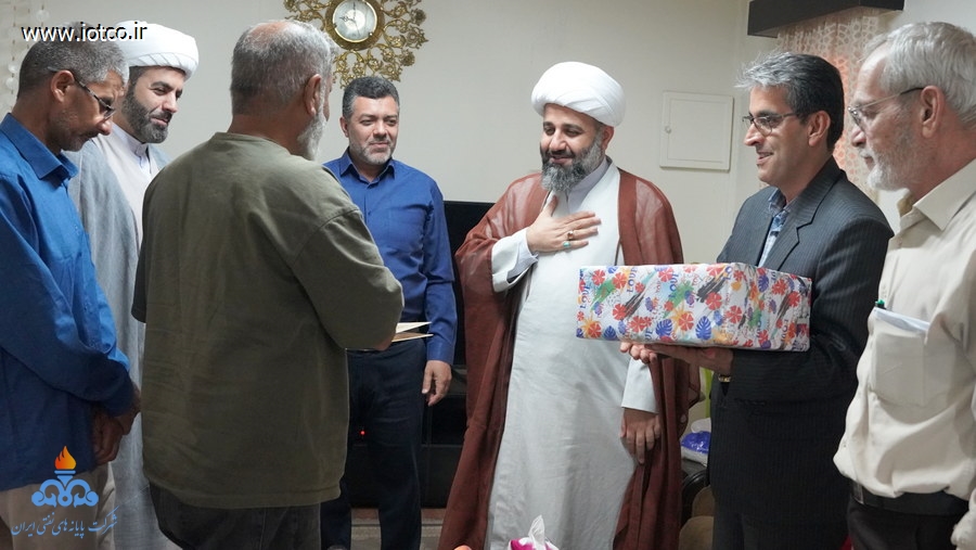 دیدار با خانواده شهدا 1