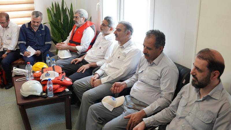 بازدید+مدیرعامل +از پروژه‌ها+پایانه خارگ +عباس اسدروز 16