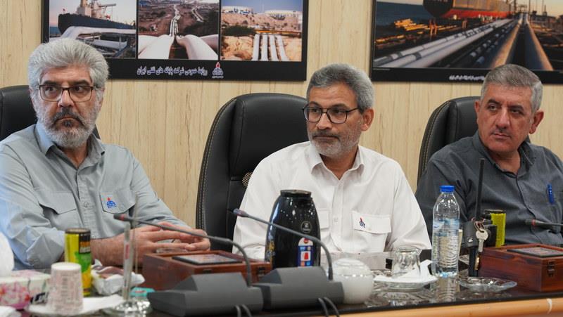 نشست مدیرعامل شرکت پایانه‌های نفتی ایران با رؤسای ادارات پایانه نفتی خارگ+ اسدروز 13