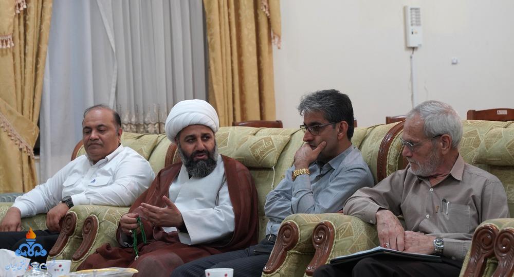 هفته دولت+جزیره خارگ + قاسم حسن‌زاده، +فرزند شهید +بهمن حسن‌زاده  11