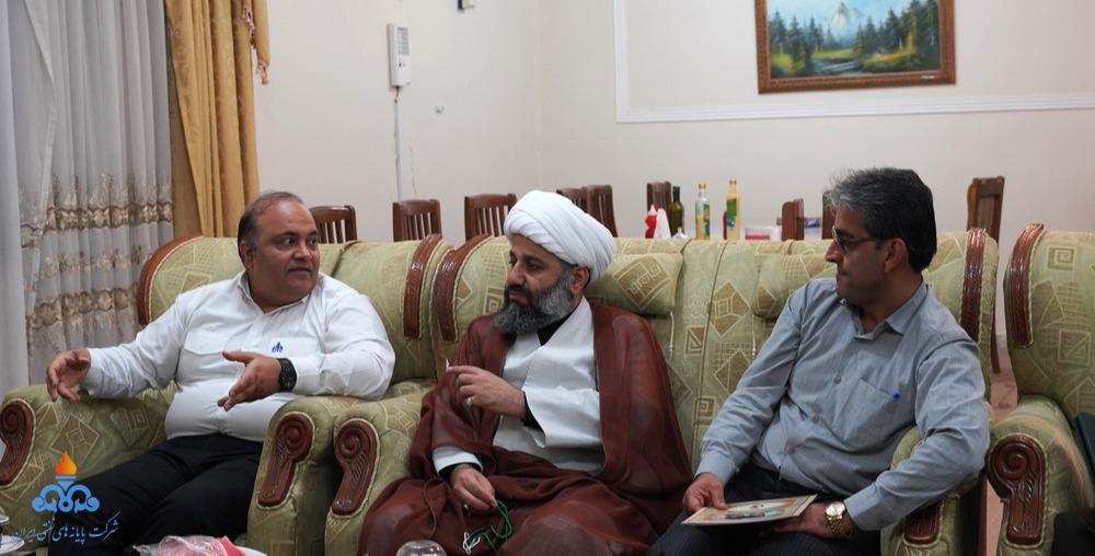 هفته دولت+جزیره خارگ + قاسم حسن‌زاده، +فرزند شهید +بهمن حسن‌زاده  5