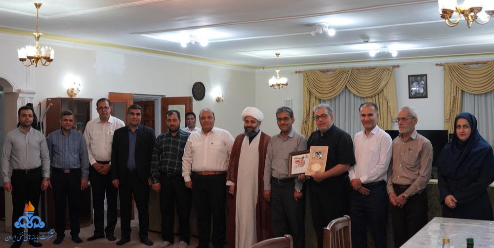 هفته دولت+جزیره خارگ + قاسم حسن‌زاده، +فرزند شهید +بهمن حسن‌زاده  1