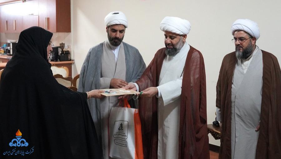 دیدار با خانواده شهید عبدالعزیز نساج + هفته دولت +خارگ 2