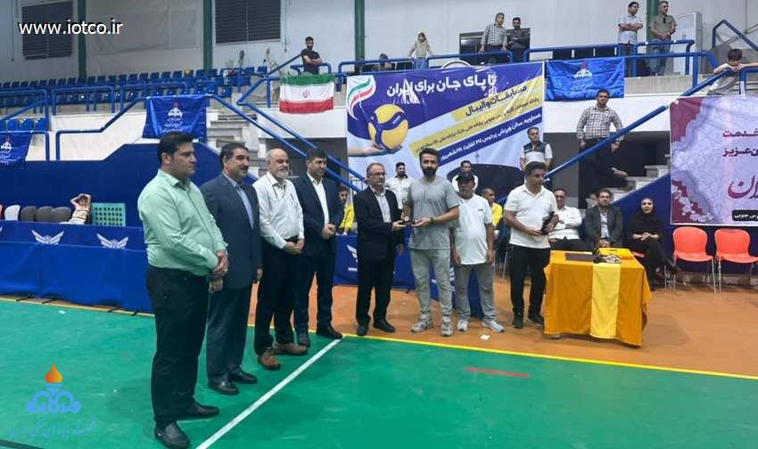 مسابقات والیبال چهارجانبه + پارس جنوبی 14