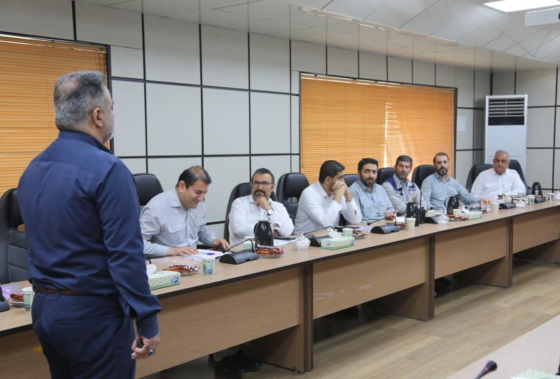 برگزاری دوره TRIZ در پایانه نفتی خارگ 15