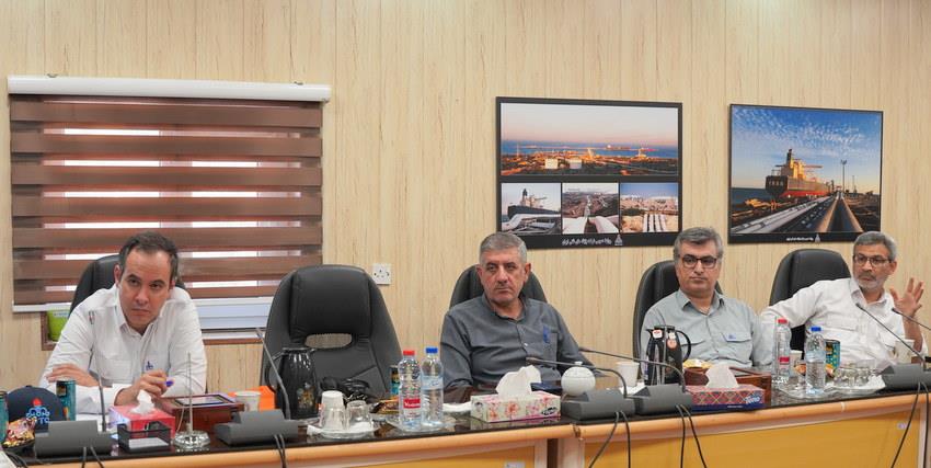 بازدید+مدیرعامل +از پروژه‌ها+پایانه خارگ +عباس اسدروز+میری 5