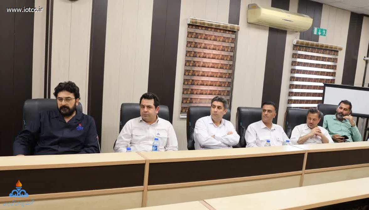 تجلیل از فرزندان شهدا + پایانه میعانات گازی پارس جنوبی 10