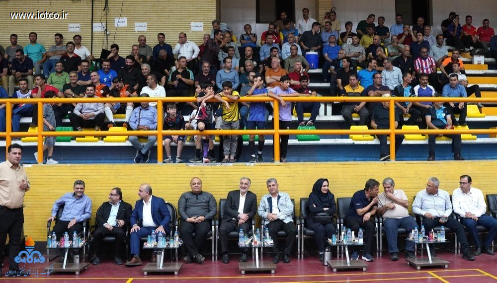 فوتسال کارکنان بالای ۴۵ سال 86