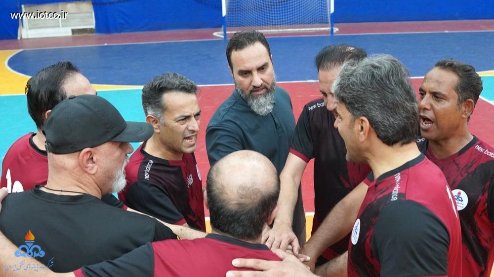 فوتسال کارکنان بالای ۴۵ سال 74