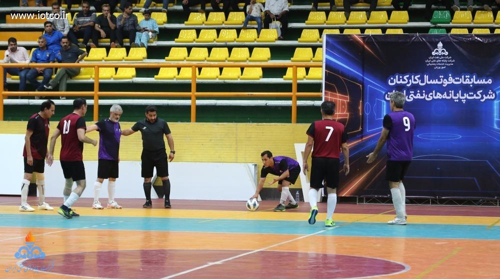 فوتسال کارکنان بالای ۴۵ سال 71
