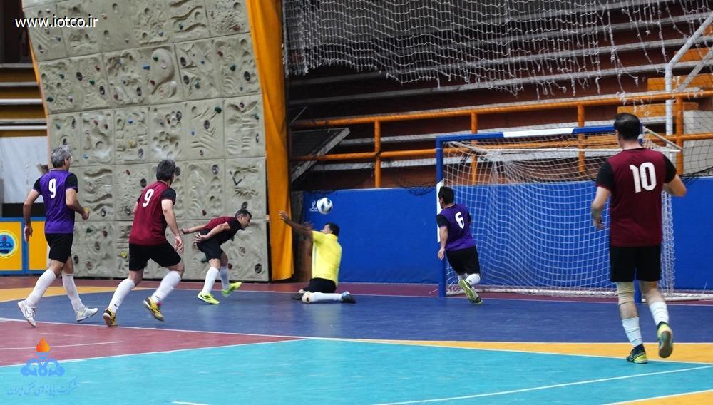 فوتسال کارکنان بالای ۴۵ سال 61