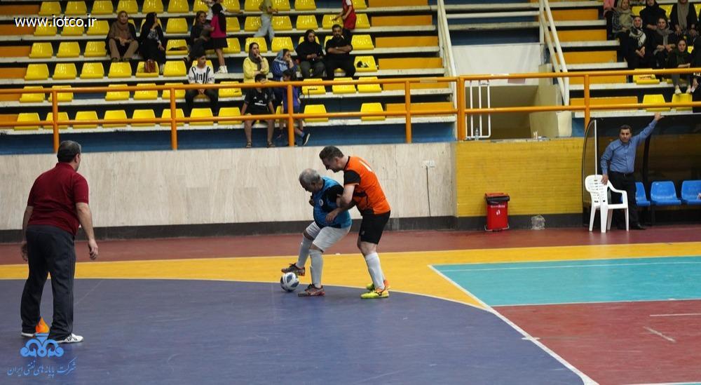 فوتسال کارکنان بالای ۴۵ سال 40