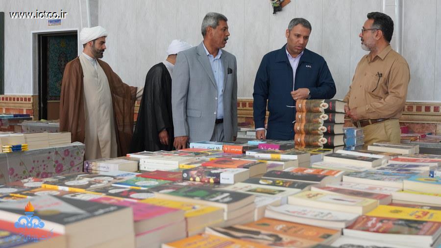 نمایشگاه کتاب 3