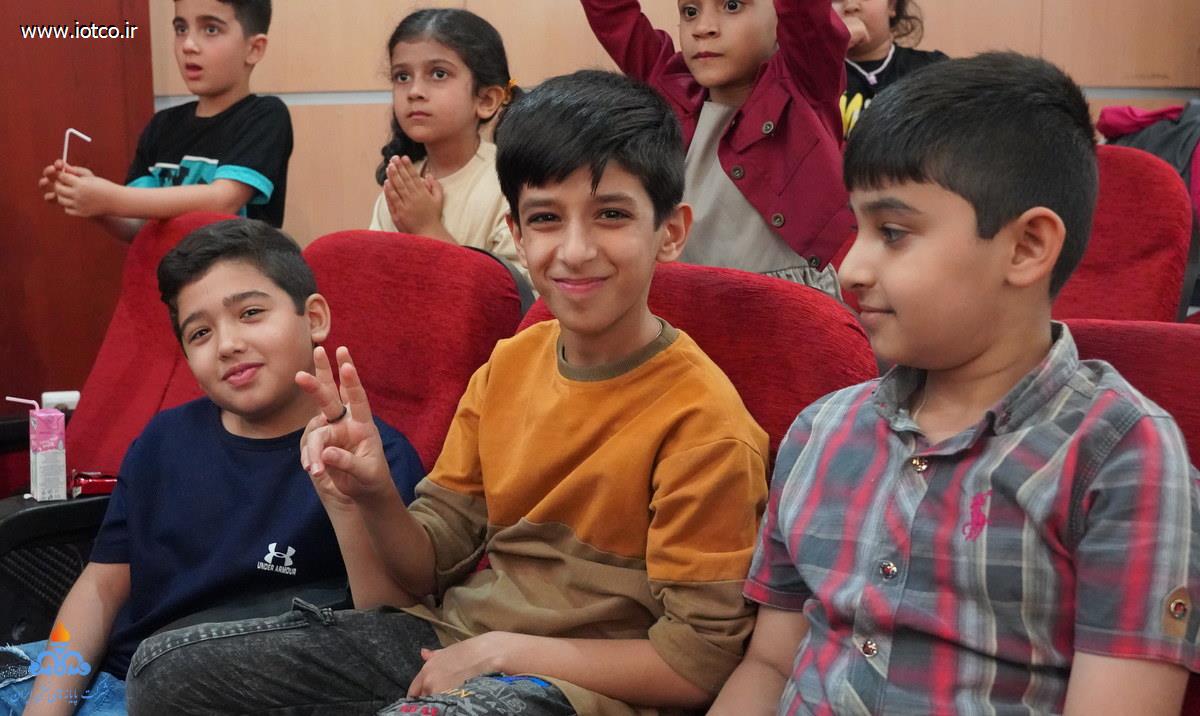 روز جهانی کودک +جزیره‌ خارگ 11