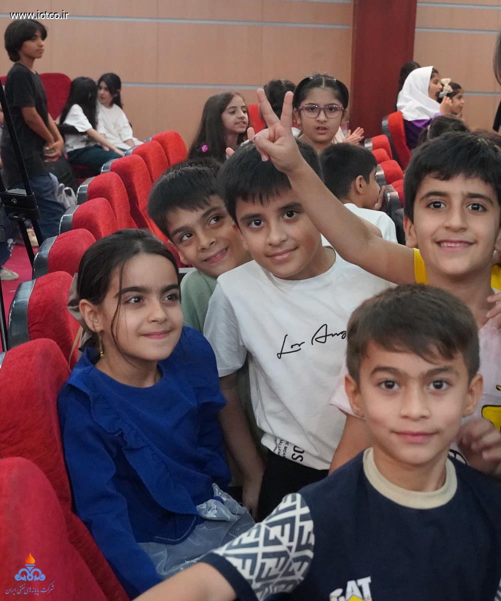 روز جهانی کودک +جزیره‌ خارگ 1