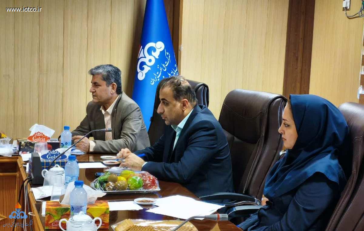 بررسی وضعیت نیروی انسانی و رفاه کارکنان پایانه نفتی شمال 4