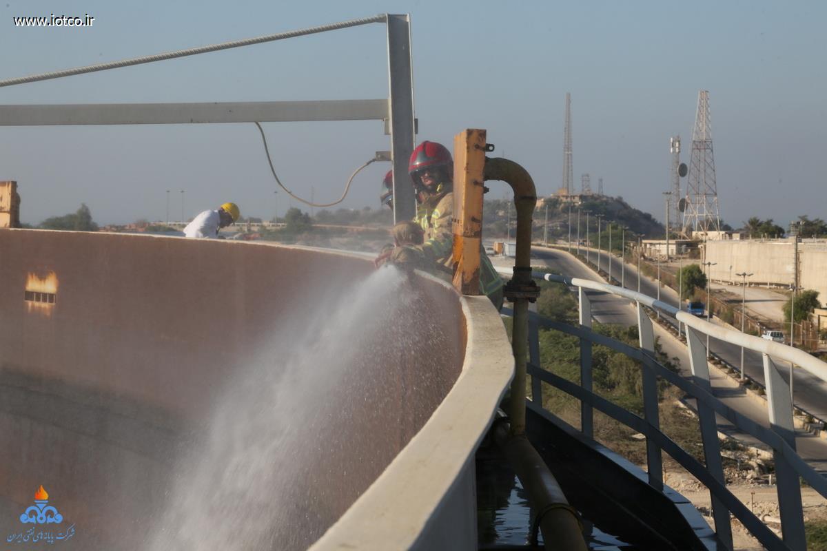 مانور مهار آتش‌سوزی + پایانه نفتی خارگ+ دریالعل+ دلیری 18