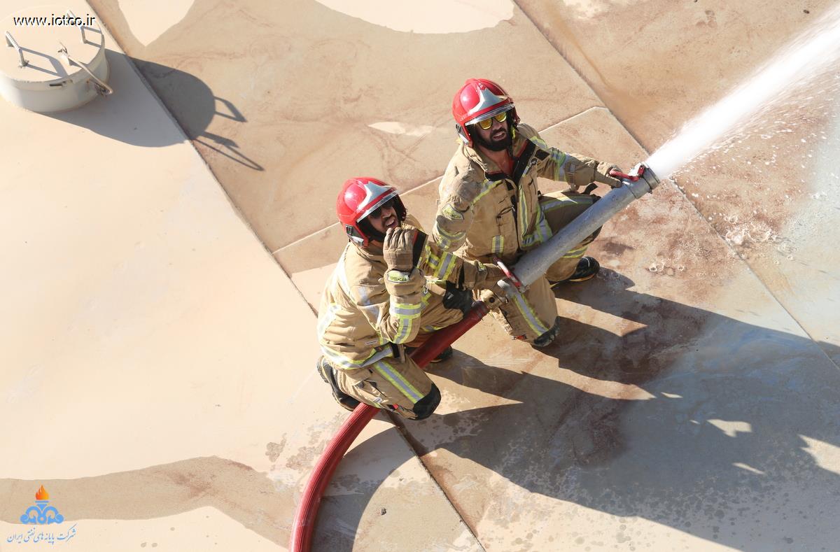 مانور مهار آتش‌سوزی + پایانه نفتی خارگ+ دریالعل+ دلیری 11