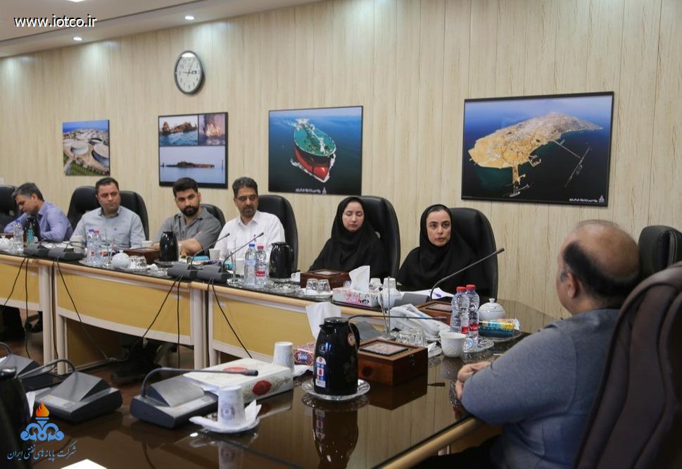 خدمات پشتیبانی + سید علی میری + مدیر پایانه 3