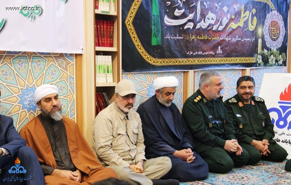 اجتماع بسیجیان+خانواده‌های معظم شهدا  + پنجم آذر 16