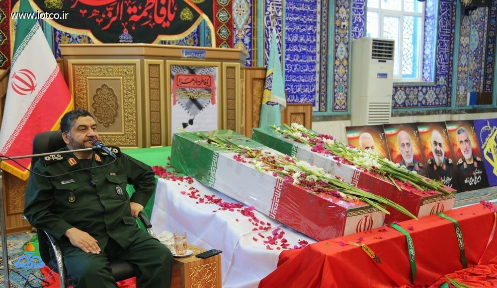 اجتماع بسیجیان+خانواده‌های معظم شهدا  + پنجم آذر 1