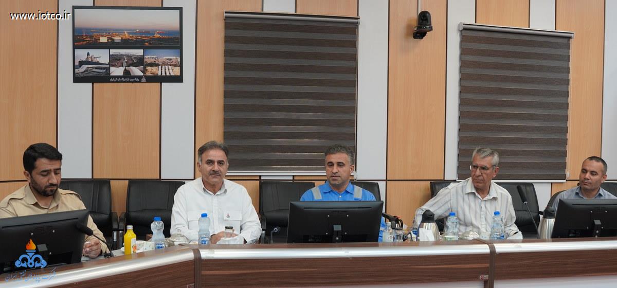 بازدید علمی دانشجویان دانشگاه عالی دفاع ملی +پایانه نفتی خارگ 24