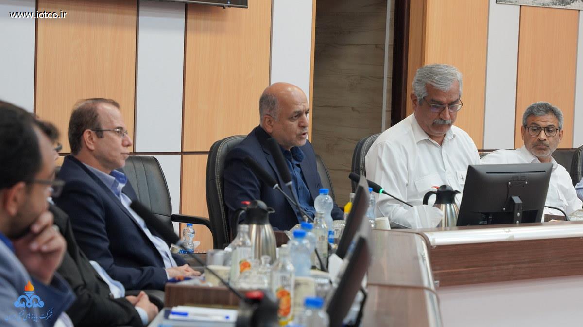 بازدید علمی دانشجویان دانشگاه عالی دفاع ملی +پایانه نفتی خارگ 21