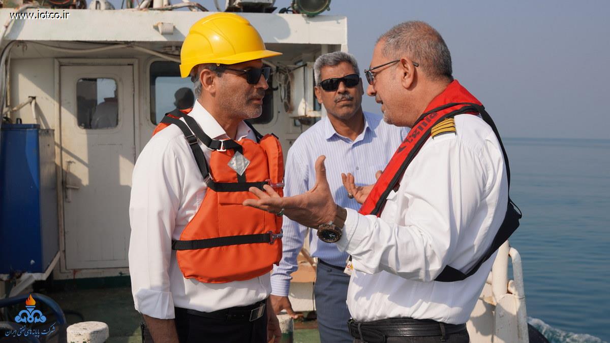 مانور مقابله با آلودگی نفتی + پایانه نفتی خارگ  16