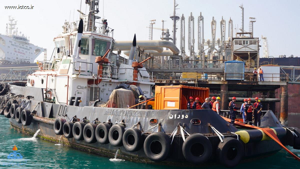 مانور مقابله با آلودگی نفتی + پایانه نفتی خارگ  7
