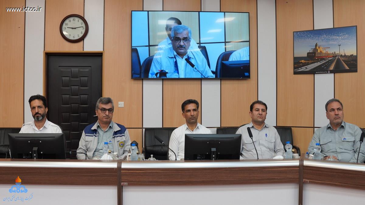 عباس اسدروز + مدیرعامل +شرکت پایانه‌های نفتی ایران +نشست با مدیران + رؤسای پایانه نفتی خارگ 28