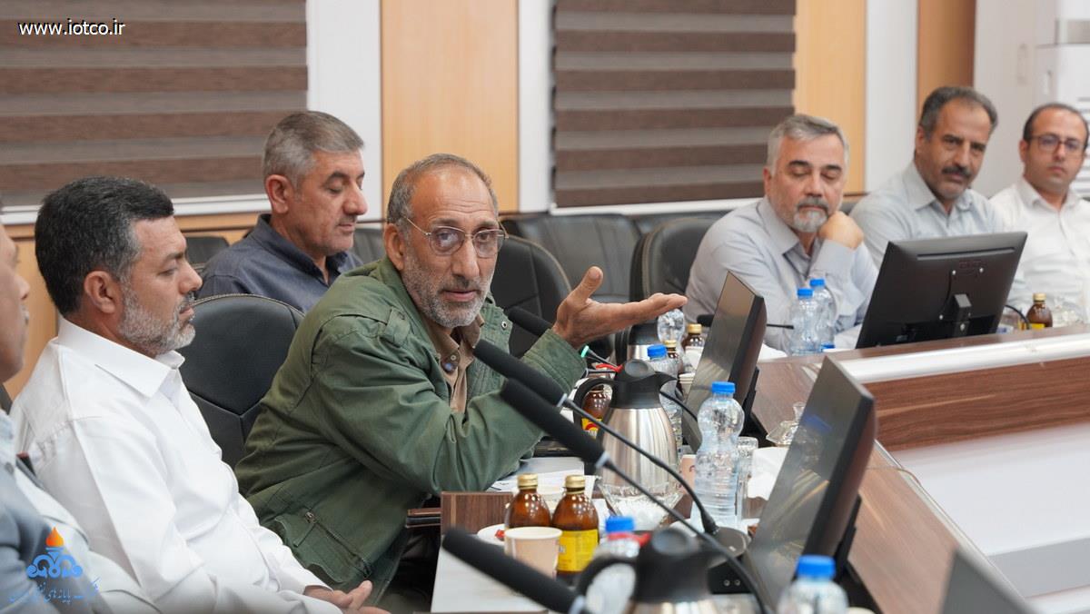 عباس اسدروز + مدیرعامل +شرکت پایانه‌های نفتی ایران +نشست با مدیران + رؤسای پایانه نفتی خارگ 9