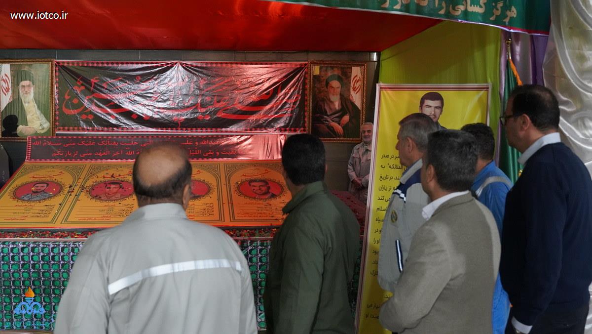 بازدید مدیر پایانه نفتی خارگ+نمایشگاه دائمی بسیج 4