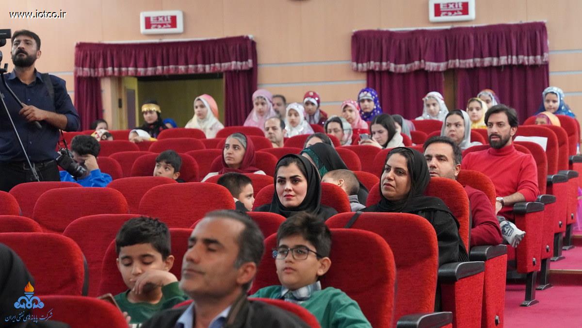 برگزاری نمایشگاه دستاوردهای رباتیک و فناوری نوین در جزیره خارگ 31